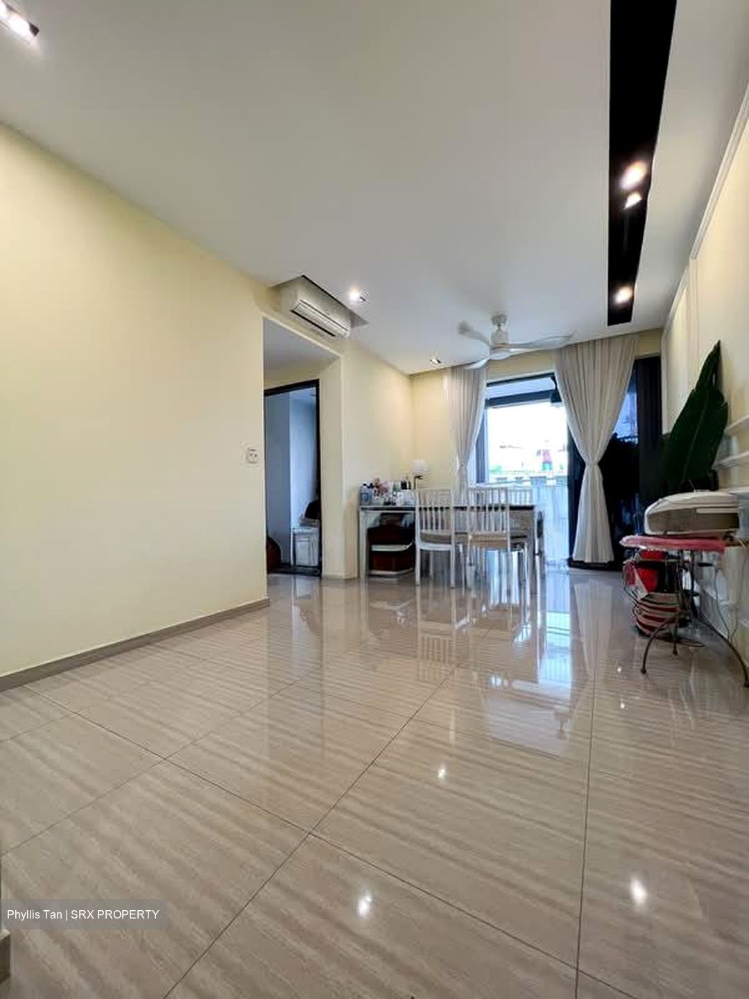 The Brownstone (D27), Condominium #599670651